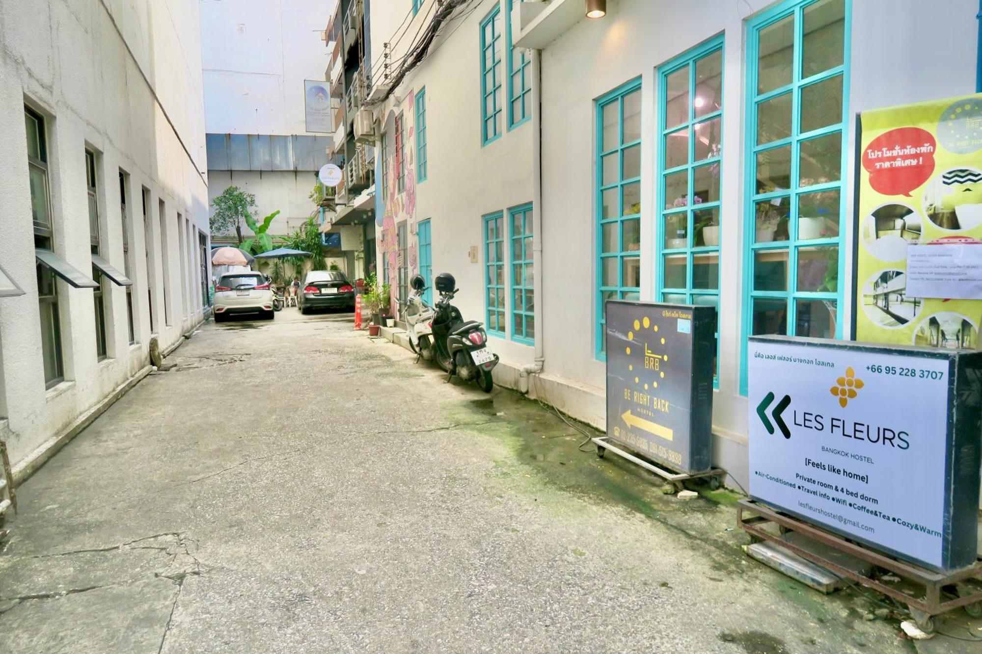 Les Fleurs Bangkok Hostel Exterior foto