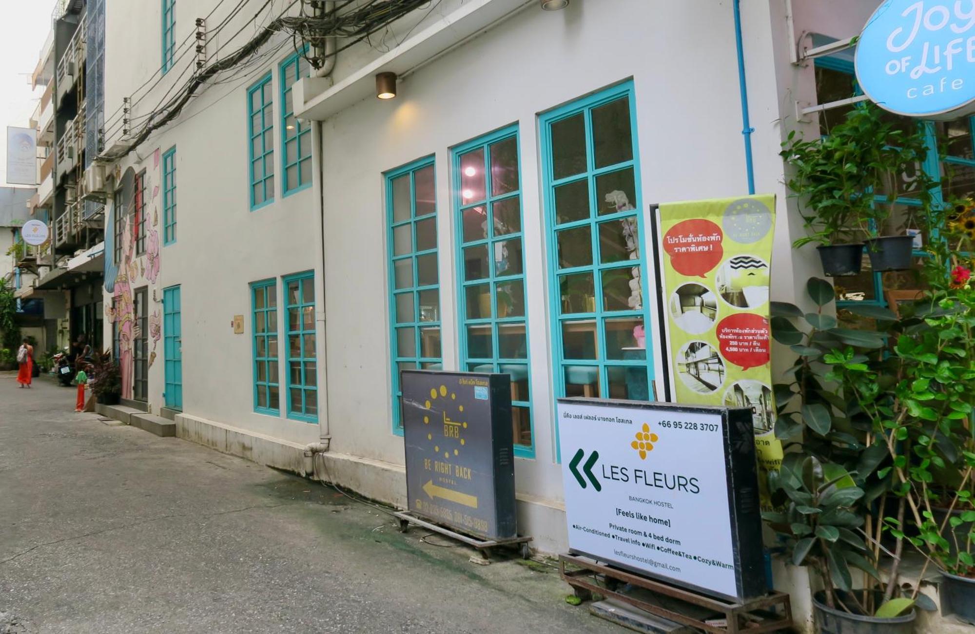 Les Fleurs Bangkok Hostel Exterior foto